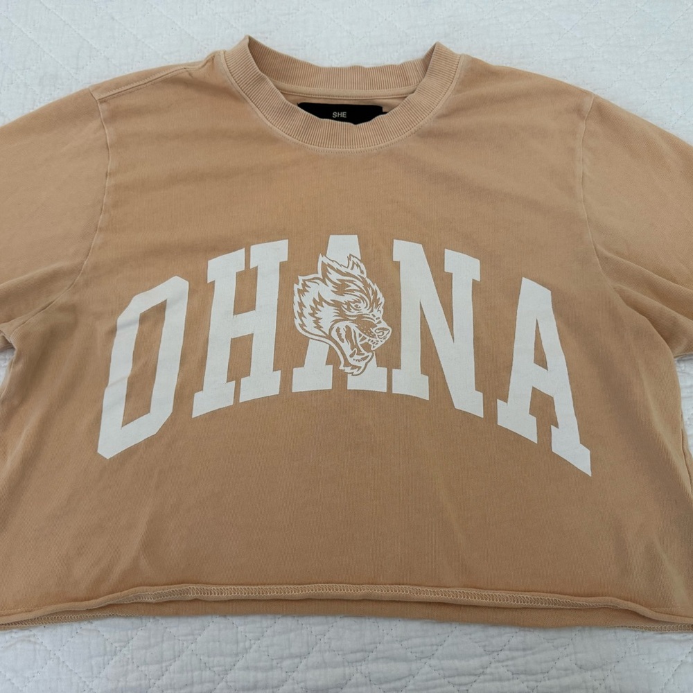 Tan 'Ohana' Graphic cropped Tee